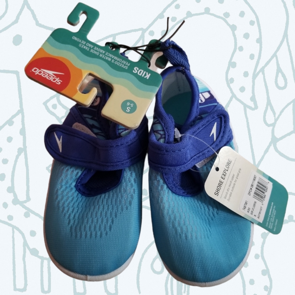 NWT Speedo kids Shore Explore water shoes, kid's size S (5-6)